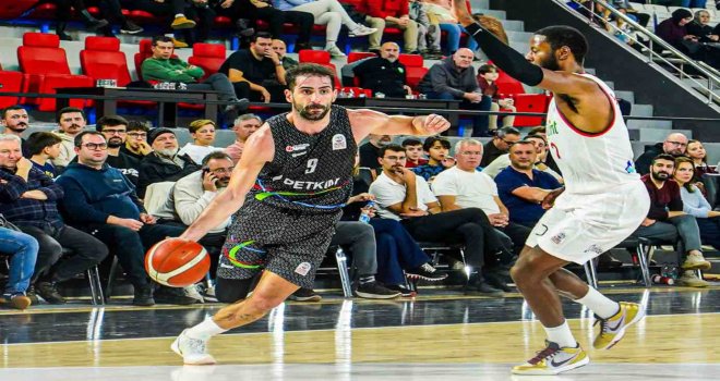 Aliağa Petkimspor, Manisa'yı uzatmada geçti