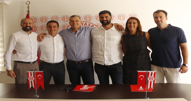Antalyaspor, Arda Vekiloğlu'na imzayı attırdı...
