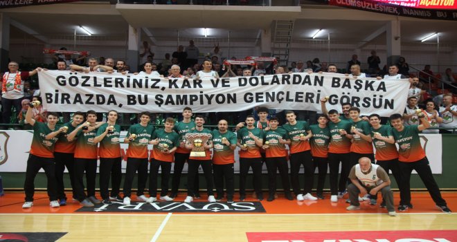 Banvit'in gençlerinden zafer turu