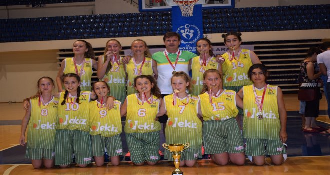 Ekiz Yumurta Foça'nın kızları İzmir şampiyonu