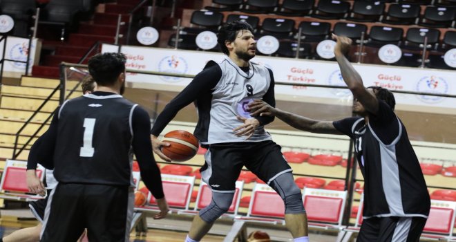 Gaziantep Basketbol'un konuğu Elan Chalon