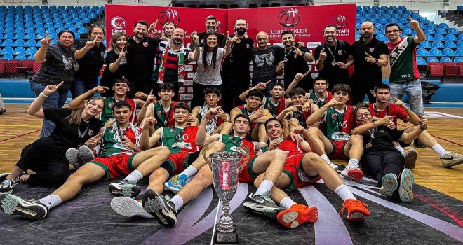 Karşıyaka U16 Türkiye Şampiyonu