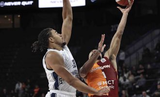 Anadolu Efes, Galatasaray'ı mağlup etti