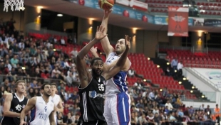 Beşiktaş'ı geçen Anadolu Efes 8'li Finaller'de