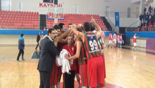 Bostanlıspor Kayseri'de şeytanın bacağını kırdı...
