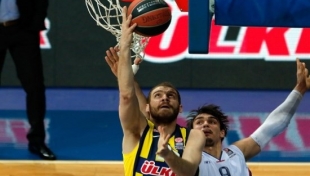 Fenerbahçe Ülker, Anadolu Efes'e izin vermedi