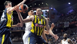 Fenerbahçe Ülker üçüncülük için sahada