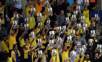 Fenerbahçeli taraftarlar kahraman şehit polis Fethi Sekin'i unutmadı