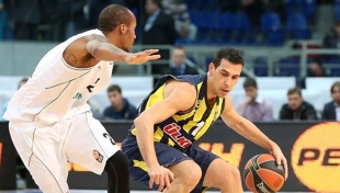 Fenerbahçe'nin Novgorod'u ağırlıyor