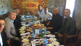 Harun Erdenay, Mardin ve Diyarbakır temsilcileriyle buluştu