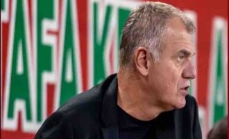 Karşıyaka'da Nihat Mala ayrıldı...