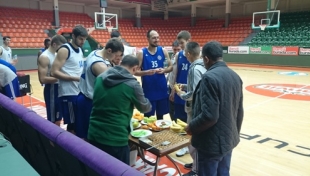 Partizan, Bandırma'da evinde gibi