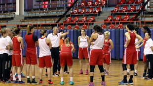 Potanın Perileri Olimpiyata katılmak için Rusya ile karşılacak