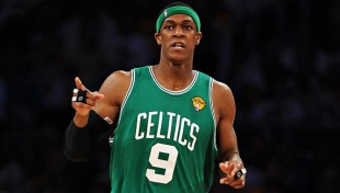 Rajon Rondo'nun eli kırıldı