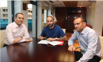 Spanoulis 2 yıl daha Olympiacos'ta