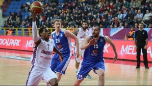 Trabzonspor Rusya'da galibiyet peşinde