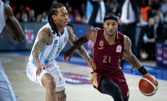 Türk Telekom yarı finalde