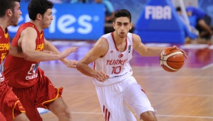 U19 Genç Millilerimiz İspanya'yı devirdi