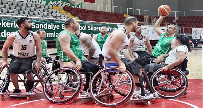 Tekerlekli Sandalye Basketbol Süper Ligi'nde play-off'a yükselen takımlar belli oldu. 