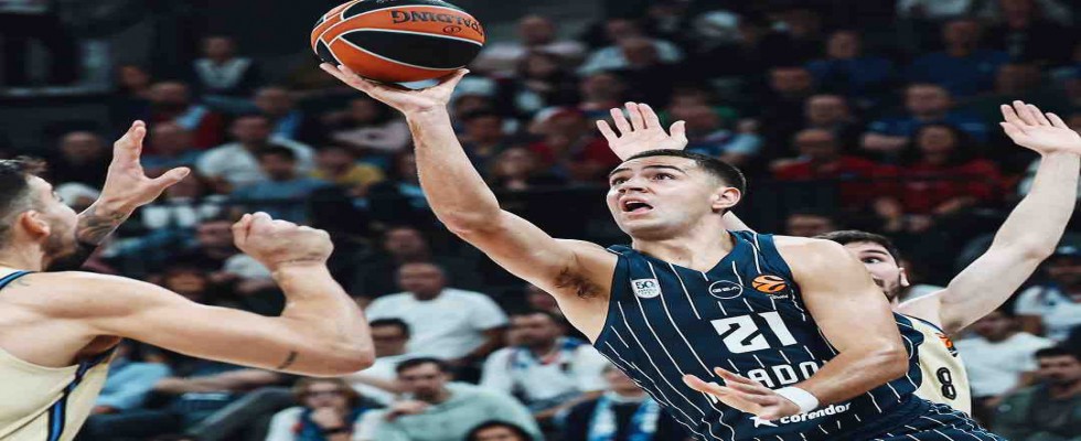 Anadolu Efes son nefeste