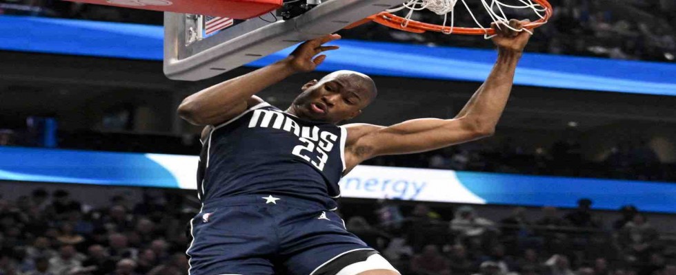 Dallas Mavericks'ten Anadolu Efes'e 