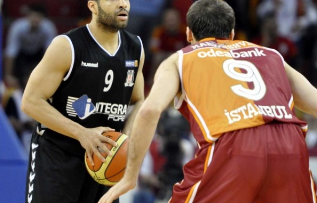  BEŞİKTAŞ AVANTAJI ELİNE GEÇİRDİ