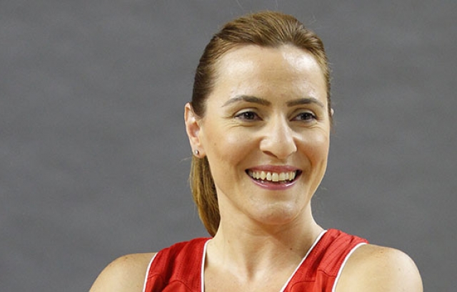  Esmeral Tunçluer Anne Oldu 