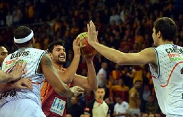  GALATASARAY SERİDE 1-0 ÖNDE