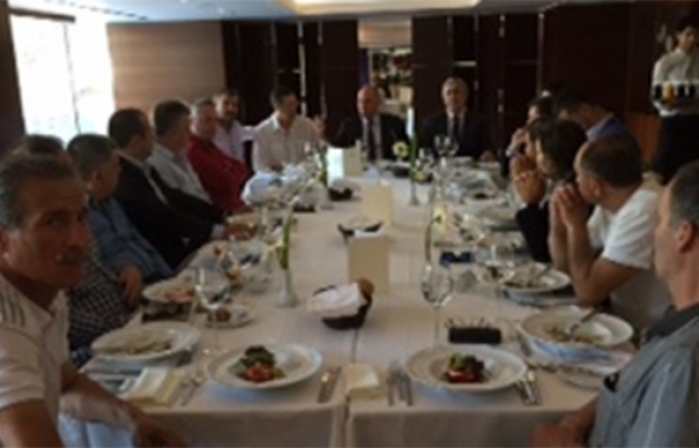  TBF Heyeti İzmir?de Kulüplerle Bir Araya Geldi 