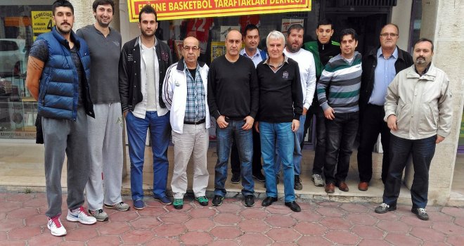  Trakya Üniversitesi Meriçspor'dan Taraftarlar Derneği'ne ziyaret