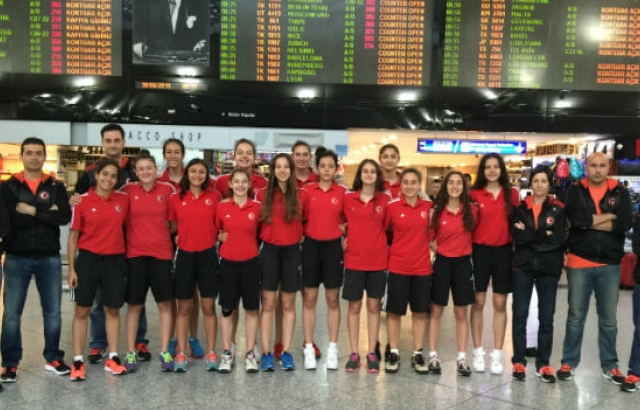  U16 Yıldız Kız Milli Takımı Belçika'ya Gitti 