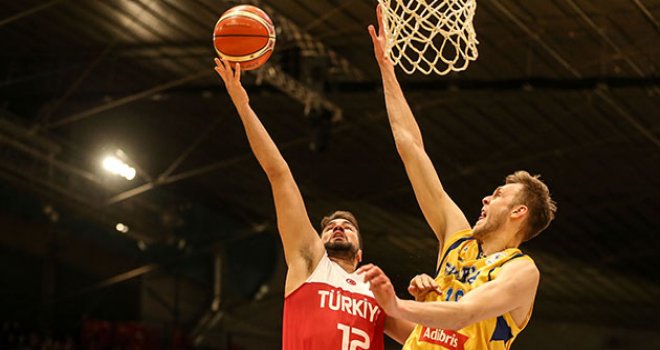 12 Dev Adam, İsveç'e takıldı