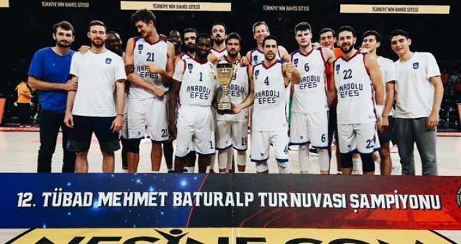 12.TÜBAD Mehmet Baturalp Turnuvası'nda şampiyon Efes