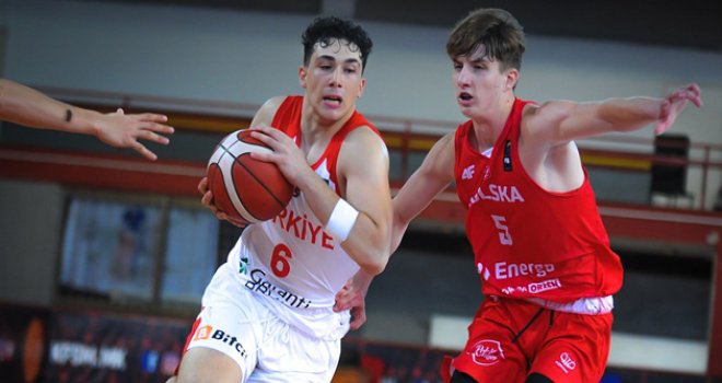 16 Yaş Altı Erkek Milli Takımı Polonya?yı yendi