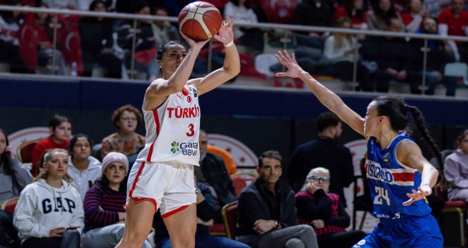 A Kadın Milli Takımı 5'te 5