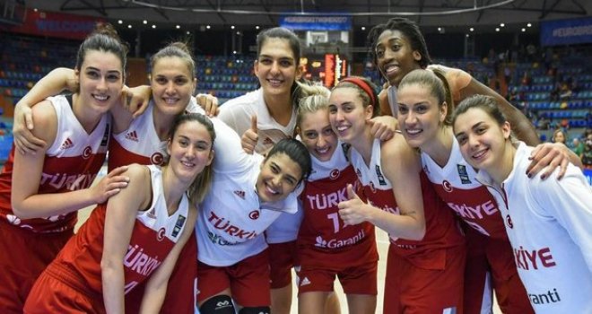 A Milli Kadın Takım geniş kadrosu kampa giriyor