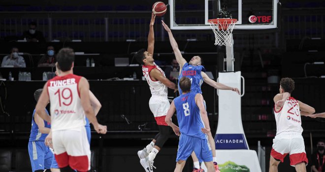 A Milliler bu kez Rusya'ya kaybetti