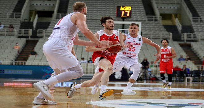 A Milliler Polonya'ya mağlup