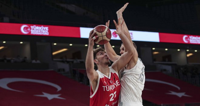 A Milliler Rusya'yı farklı yendi