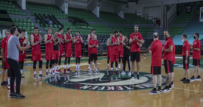 A Milliler startı verdi