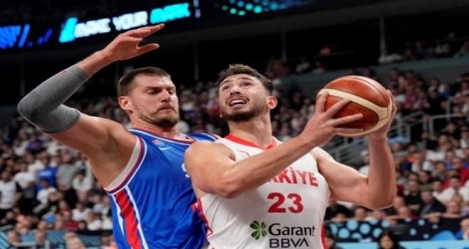 A Millilerimiz Sırbistan'ı devirdi, namağlup grup birincisi oldu