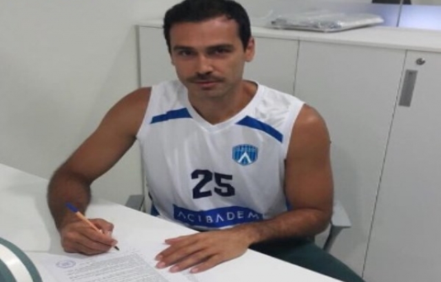 Acıbadem Üniversitesi transfere başladı