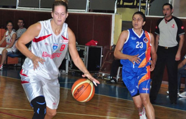 Adana Botaş kampa girdi...