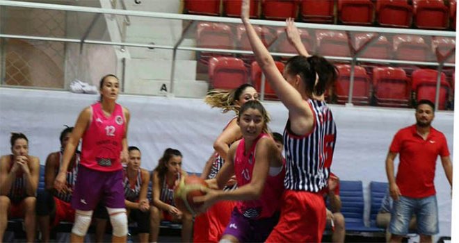 Adana Büyükşehir Belediyesi Turnuvası'nda 4.maçlar tamamlandı