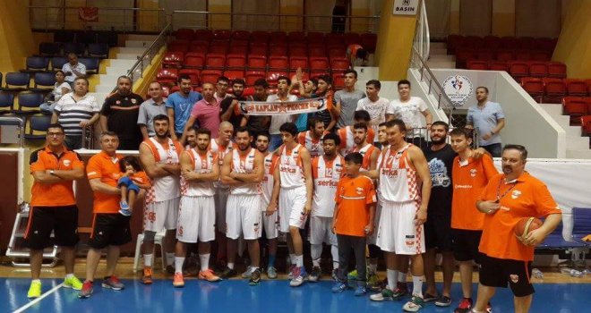 Adanaspor, Eskişehir Basket'i eli boş yolladı