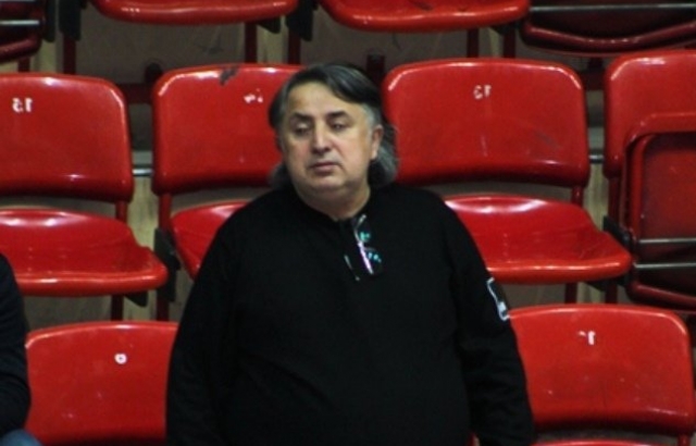 Adanaspor'da şok: Oyunculara kızan Dura istifa etti