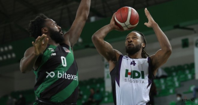 Afyon Belediyespor 2 yabancısı ile yollarını ayırdı