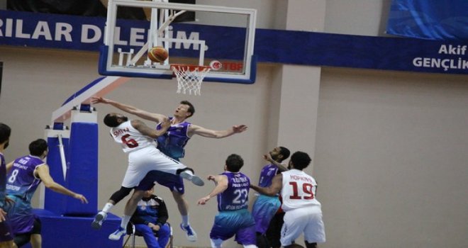 Afyon Belediyespor, Samsun'da galip