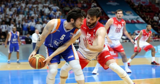 Afyon Belediyespor transferde durmuyor...