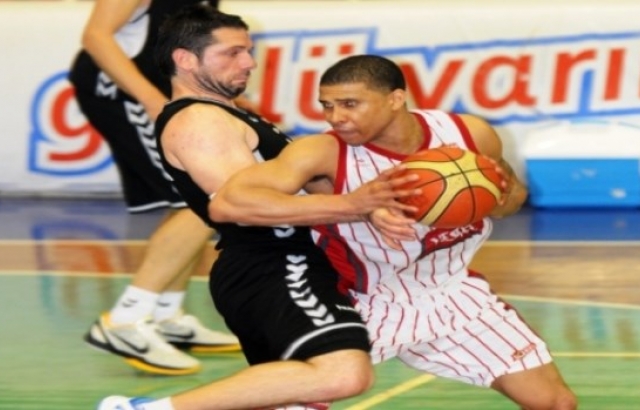 Afyon Belediyespor'a tanıdık yabancı